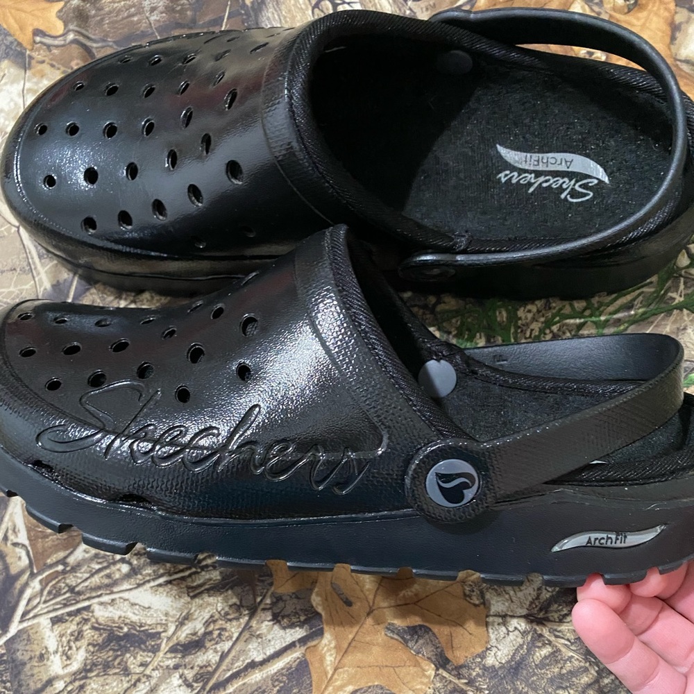Skechers Black Mules & Clogs